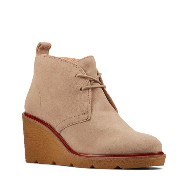 Botas Salto Alto Clarks Clarkford DBT Feminino Marrom | CLK274PSZ