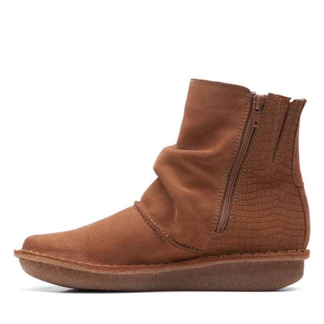 Botins Clarks Funny Oak Feminino Marrom Escuro | CLK843NMT