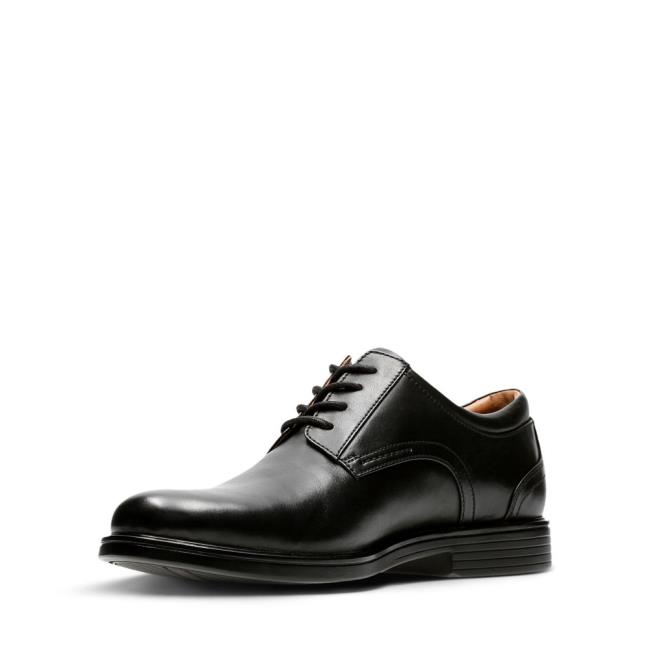 Sapatos Pretos Clarks Un Aldric Renda Masculino Pretas | CLK429ALM